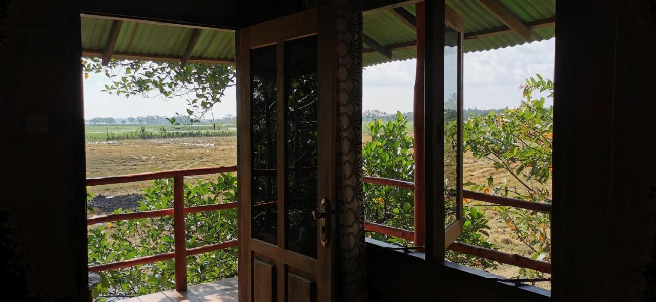Lake Side View Cabana Tissamaharama Εξωτερικό φωτογραφία